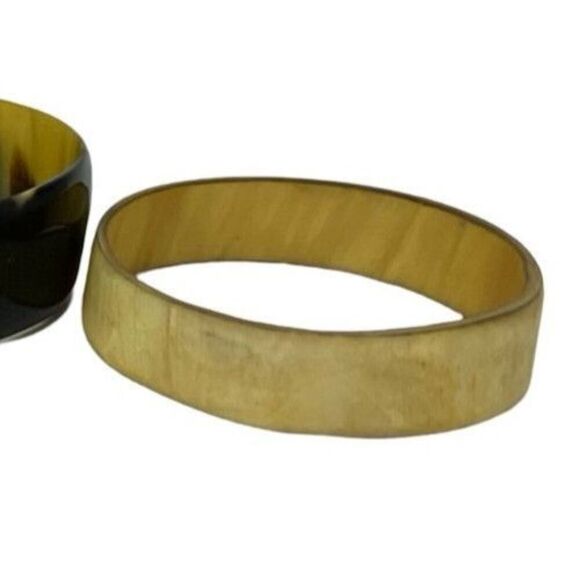 Bohemian Chunky Coconut Shell Bangle 8.6in circ - Picture 2 of 6